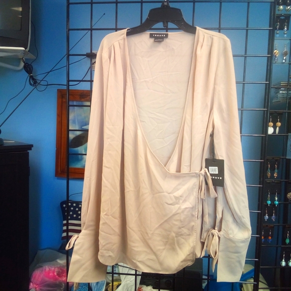 Trouve Tops - Nordstroms Trouve Tan Memoir wrap blouse sz L NWT